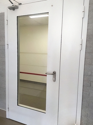 Светопрозрачная дверь антипаника Светопрозрачная дверь антипаника