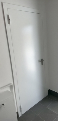 Белая огнезащитная дверь Белая огнезащитная дверь